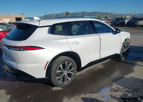 2025 Toyota Crown Signia Xle из США, поврежденный, VIN JTDACAAJ2S3008868